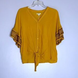 Max Studio Bohemian embroidered Ruffle sleeve front knot shirt new w/tag small